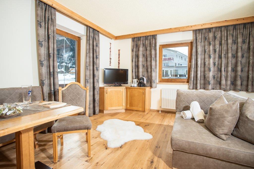 Doppelzimmer Südseite im Landhaus Karwendel